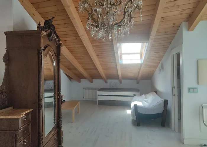 Abuhardillado En Centro Historico Lägenhet *